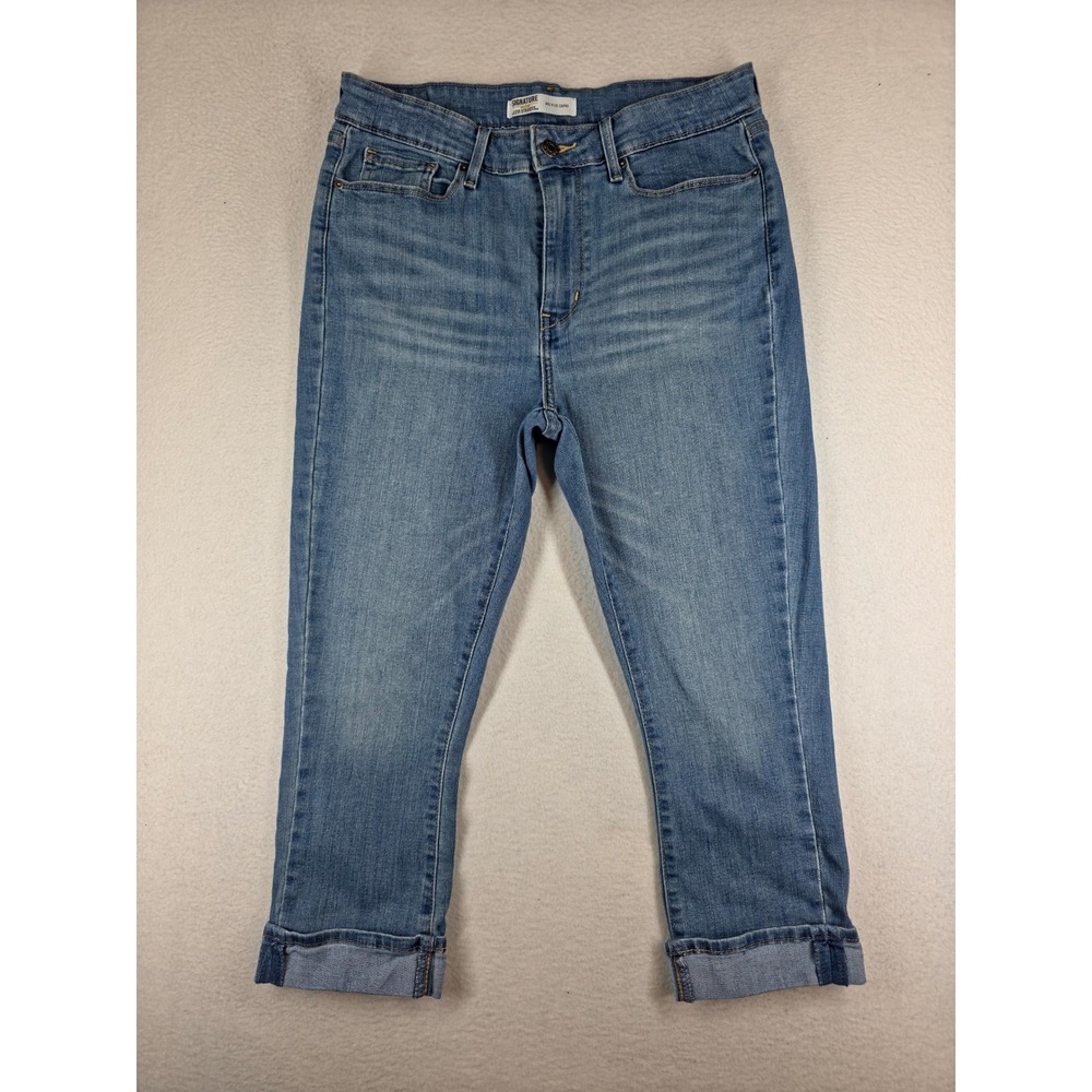 Signature by Levi Strauss Gold Label Mid-Rise Capri Jeans Medium Wash Blue 10